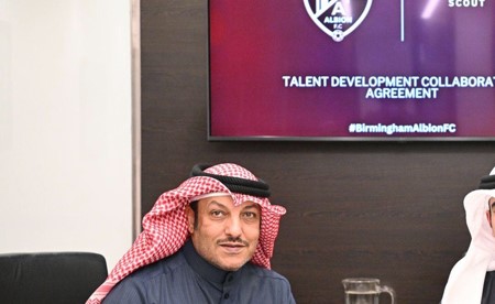عقد تعاون بين برمنغهام و«كشاف»