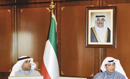 وزير الإعلام: التنسيق والتكامل بين جميع الجهات لإخراج الاحتفالات الوطنية بصورة تليق بمكانة الكويت