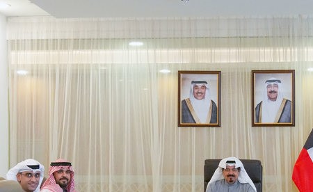 رئيس الوزراء: تعاون مع «بوينغ» لتطوير قطاعات صناعة واستيراد الطائرات والأبحاث الفضائية