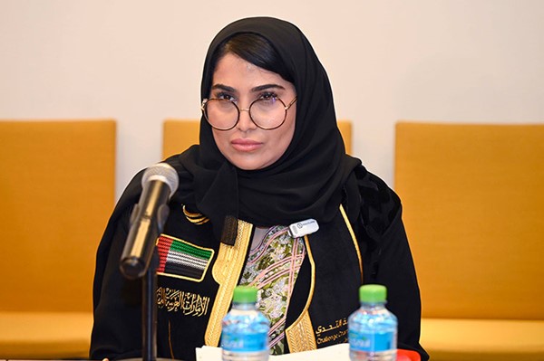 رئيس الوفد الإماراتي د.ثريا السالمي