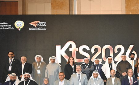 العوضي: تطوير تخصصات أمراض وجراحة الصدرأولوية