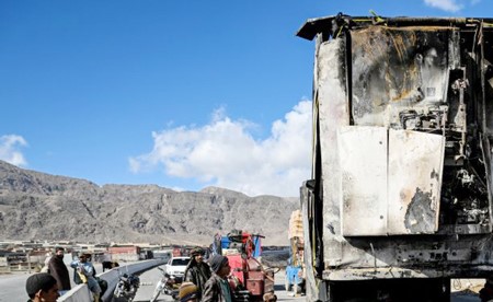 باكستان تُعلن حالة الإنذار في بلوشستان بعد هجمات أودت بالعشرات