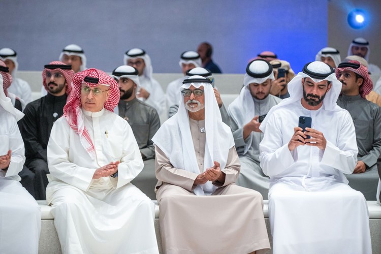 سفيرنا لدى الإمارات جمال الغنيم ووزير التسامح والتعايش الاماراتي الشيخ نهيان بن مبارك