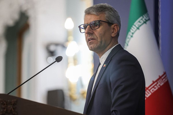 إيران: نضع اللمسات الأخيرة لآلية التفاوض مع واشنطن..ونأمل الاتفاق بشأنها في الأيام المقبلة