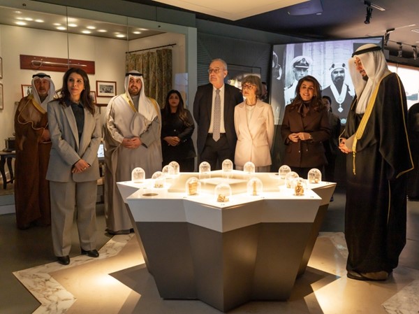 رئيس الاتحاد السويسري قام بزيارة إلى متحف قصر السلام واطلع على ما يحتويه من مقتنيات ووثائق تاريخية