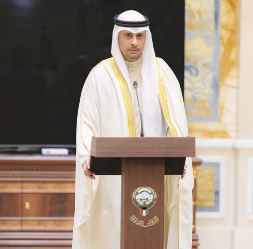 د.طارق حمد ناصر الجلاهمة يؤدي اليمين وزير دولة لشؤون الشباب والرياضة