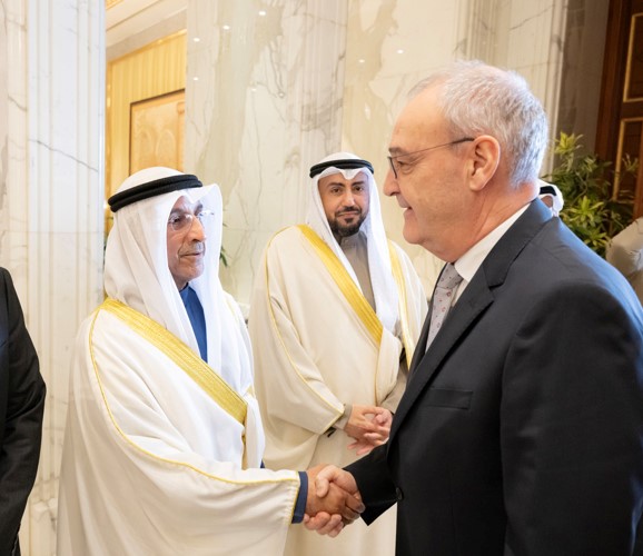 الفريق م.جمال الذياب والشيخ د.باسل الصباح في استقبال الرئيس السويسري