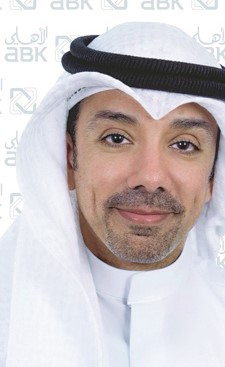 «الأهلي» يرعى اليوم الرياضي بمنطقة الشعب الصحية