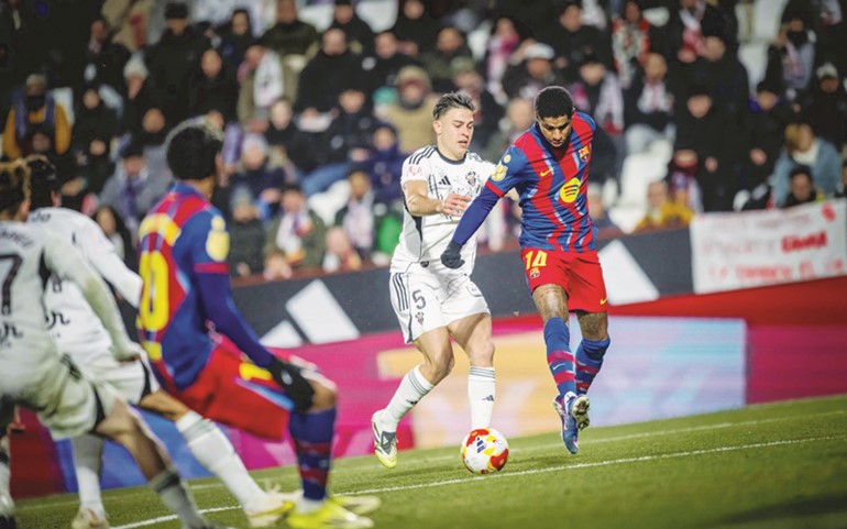 ماركوس راشفورد يقود هجمة لبرشلونة على مرمى ألباسيتي