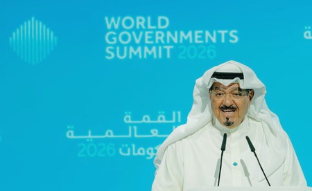 رئيس الوزراء: المستقبل لا ينتظر المترددين.. والكويت اتخذت قرارها بأن تقود التغيير