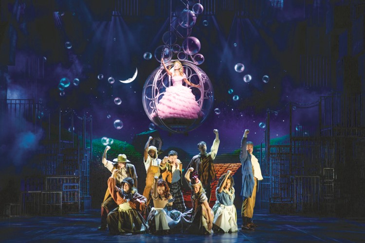  ويكد للمرة الأولى في الكويت بالتعاون بين الراي و برودواي إنترتينمنت 