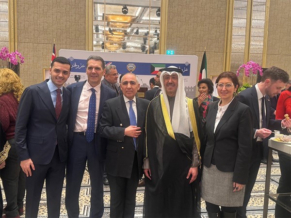 سفارتنا لدى المملكة المتحدة تحتفل بالذكرى الـ 65 للعيد الوطني والـ 35 ليوم التحرير