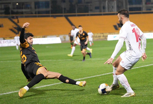 قمة القادسية والكويت تنتهي بالتعادل