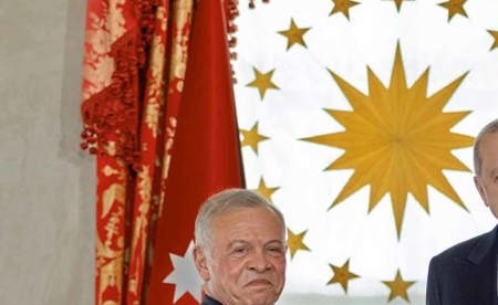 الرئيس التركي وملك الأردن يبحثان في إسطنبول العلاقات الثنائية والمستجدات الإقليمية