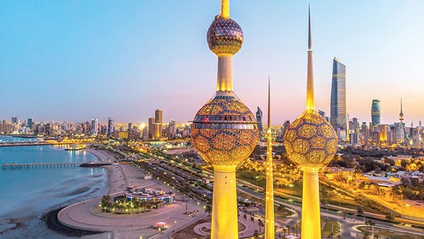 عيسى رمضان: طبيعي أن ترتفع الحرارة نهاراً بسبب طول النهار وارتفاع زاوية سقوط أشعة الشمس
