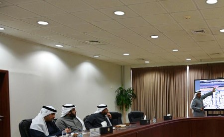 لجنة الخدمات العامة بمجلس محافظة الجهراء ناقشت عدداً من الملفات المرورية والخدمية