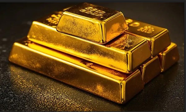 ارتفاع طفيف بسعر الذهب..والأونصة بـ5029 دولاراً