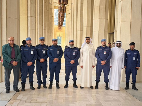 قوة الإطفاء العام تفقدت مسجد الدولة الكبير