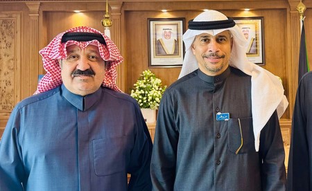 الجلاهمة يلتقي اليوسف والمدير الإقليمي في «فيفا»