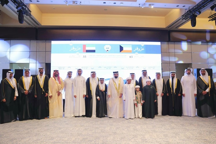 النائب الثاني لحاكم دبي الشيخ أحمد بن محمد بن راشد آل مكتوم خلال حضوره احتفال قنصلية الكويت في دبي بالعيد الوطني ويوم التحرير