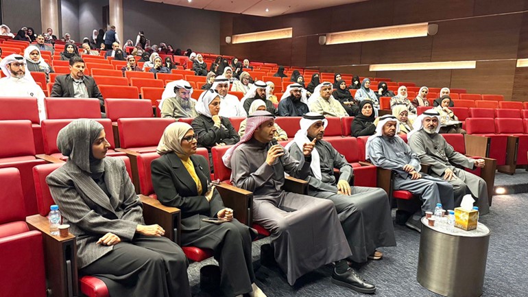الحمد: تمكين 40 ألفاً من معلمي المرحلة الثانوية ورؤساء الأقسام من توظيف تقنيات الذكاء الاصطناعي في العملية التعليمية