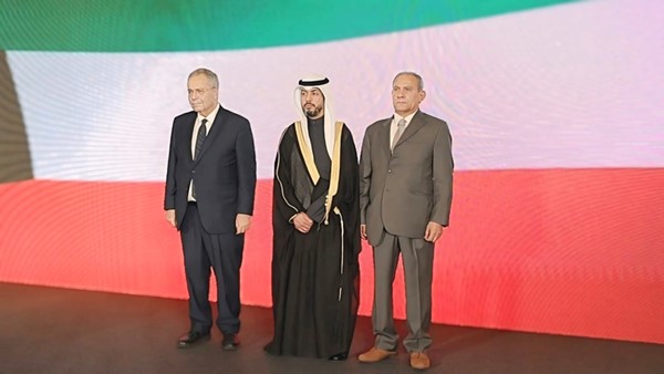 نائب رئيس وزراء لبنان طارق متري والقائم بأعمال سفارتنا بلبنان عبدالعزيز الدلح