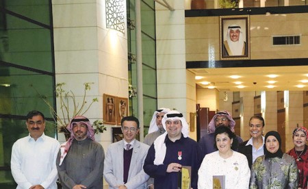 «الطوابع البريدية» وثائق تجسّد مراحل من تاريخ الكويت