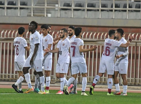  فرحة لاعبي النصر بالفوز على اليرموك والتأهل للدور ربع النهائي لكأس سمو الأمير