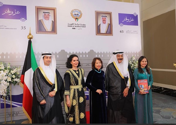 سفير دولة الكويت لدى ڤيتنام يوسف الصباغ خلال احتفال سفارة دولة الكويت بالأعياد الوطنية