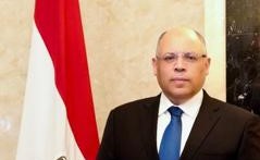 السفير المصري يهنئ القيادة السياسية بحلول شهر رمضان المبارك