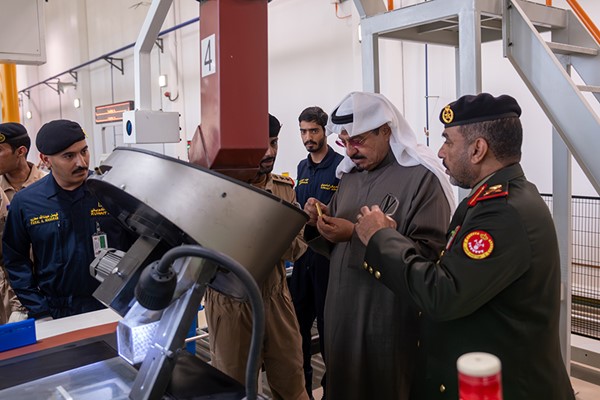 رئيس الوزراء: مصنع نايف للذخائر الخفيفة صرح صناعي وطني يشكّل إضافة إستراتيجية لقدرات البلاد الدفاعية