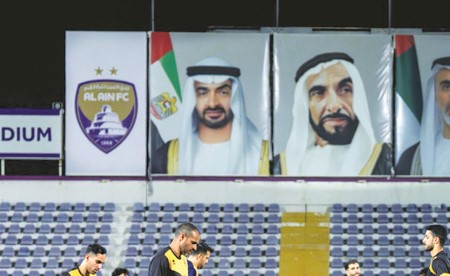 القادسية يواجه العين بشعار «أكون أو لا أكون»