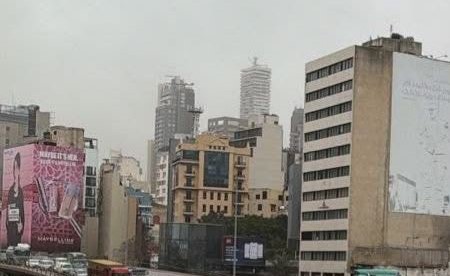 احتكاك وتدافع على "الرينغ".. وبيانات مضادة