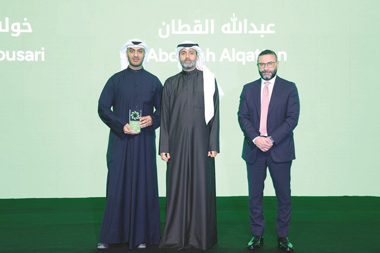 «بيت التمويل» يحتفي بموظفيه المتميزين عن 2025.. ضمن «قدها»