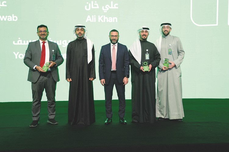 «بيت التمويل» يحتفي بموظفيه المتميزين عن 2025.. ضمن «قدها»