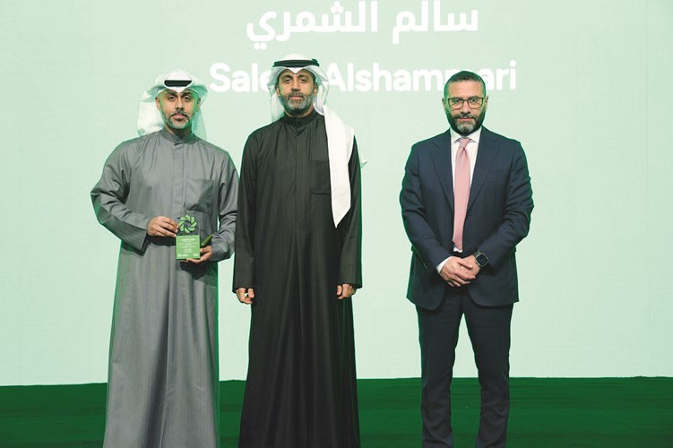 «بيت التمويل» يحتفي بموظفيه المتميزين عن 2025.. ضمن «قدها»