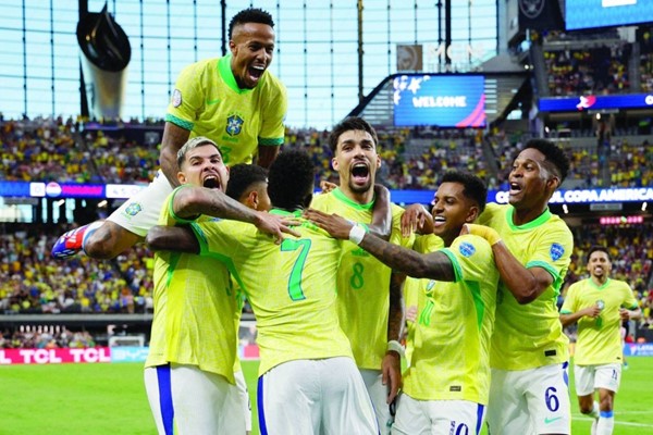 البرازيل تلتقي مصر ودياً 6 يونيو المقبل
