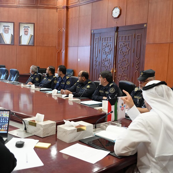 «الجمارك»: إحكام الرقابة على حركة مرور النقود عبر الحدود الكويتية براً وبحراً وجواً