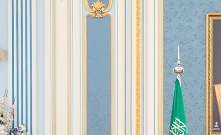 ولي العهد السعودي يستقبل المهنئين بشهر رمضان:أدام الله على وطننا الغالي أمنه واستقراره بقيادة خادم الحرمين الشريفين