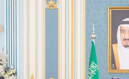 ولي العهد السعودي يستقبل المهنئين بشهر رمضان:أدام الله على وطننا الغالي أمنه واستقراره بقيادة خادم الحرمين الشريفين