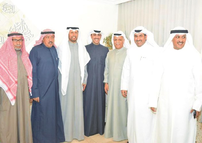 فواز العربيد وفراج العربيد ود.محمد الهيفي ومبارك الهيفي وفالح بن عسكر ودهام الدغر يباركون