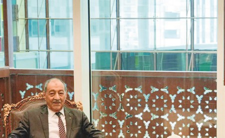 وزير العدل بحث مع عدد من السفراء موضوعات مشتركة