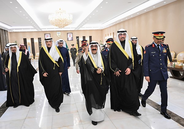 صاحب السمو يزور «الدفاع»: تعزيز البنية التحتية العسكرية ومواصلة الاهتمام بالعنصر البشري