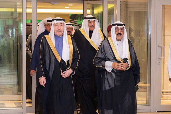 صاحب السمو يزور الرئاسة العامة للحرس: الحرص على جاهزية منظومات التسليح واعتماد أحدث التقنيات وتحديث المراكز المتخصصة وفق النظم العالمية