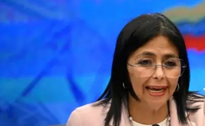 الرئيسة الفنزويلية المؤقتة تقيل زوجة حليف وثيق لمادورو من الحكومة