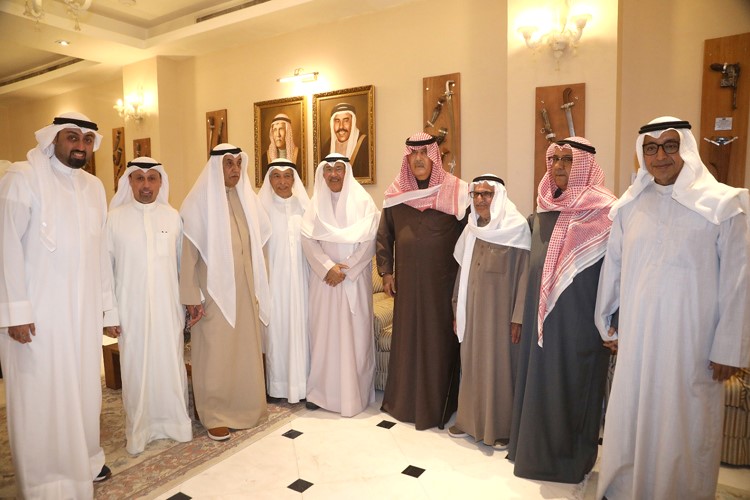 ‏مجموعة من ضيوف الديوان
