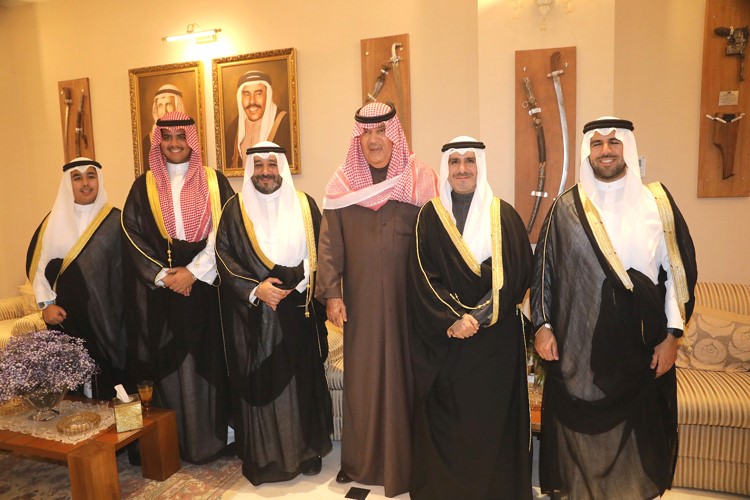 عبدالله ناصر صباح الأحمد والشيخ صباح ناصر صباح الأحمد والشيخ فهد ناصر صباح الأحمد والشيخ صباح الأحمد حمد صباح الأحمد مع عبدالرحمن السالم