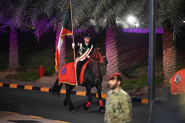 صاحب السمو يزور مبنى «الشيخ نواف الأحمد الجابر الصباح»: اليقظة الأمنية والتنسيق الميداني بين قطاعات «الداخلية» وتطبيق القانون على الجميع بحزم وعدل وحياد