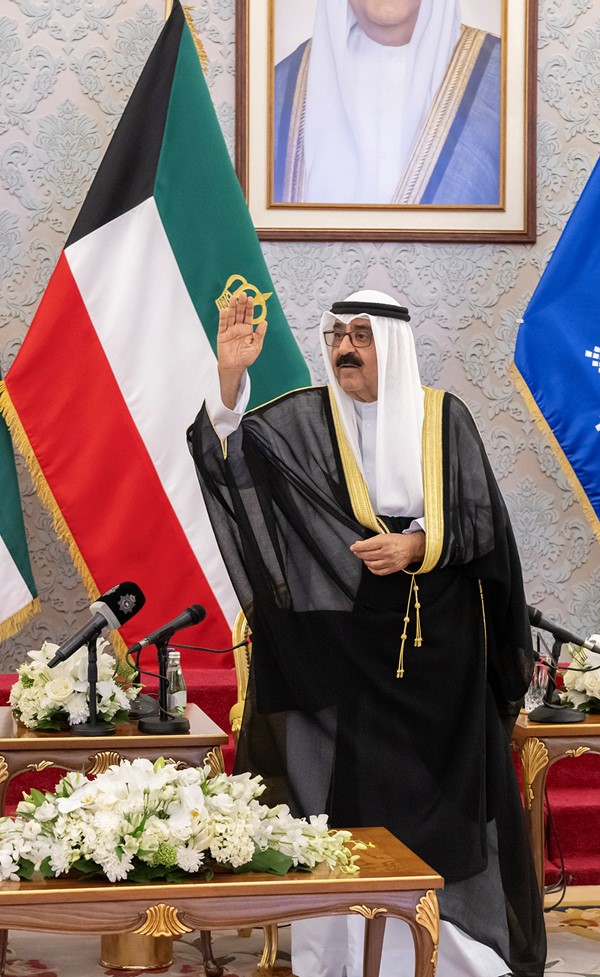 صاحب السمو يزور مبنى «الشيخ نواف الأحمد الجابر الصباح»: اليقظة الأمنية والتنسيق الميداني بين قطاعات «الداخلية» وتطبيق القانون على الجميع بحزم وعدل وحياد