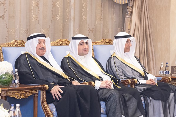 صاحب السمو يزور رئاسة قوة الإطفاء العام: رفع مستوى الوعي الرقمي لدى القوة ومواكبة التطورات التقنية وتكثيف الجولات الميدانية